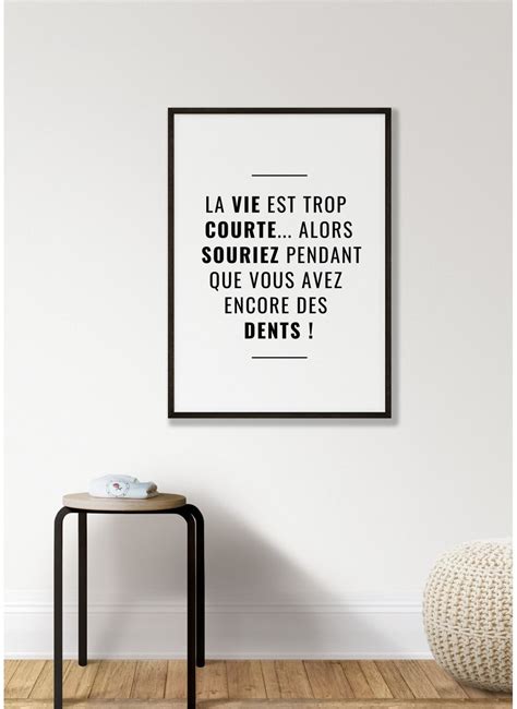 Affiche humoristique avec une citation légère pour un salon