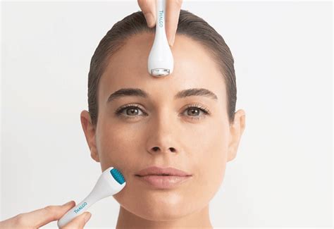 Infographie détaillant les bienfaits des soins du visage THALGO