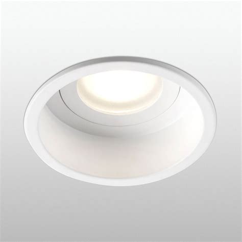 Spot encastré rond Premium Line avec finition métallique