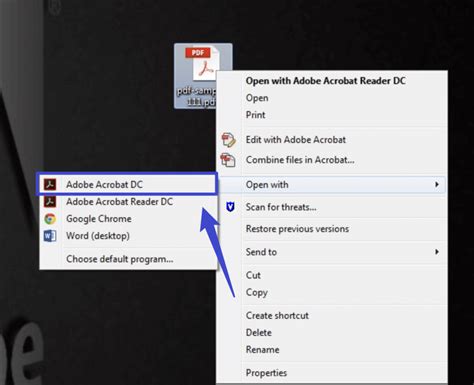 Comparaison de l'affichage d'un PDF en plein écran et avec la barre système visible sur iPad.