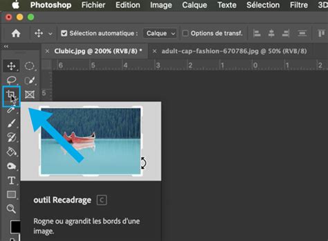 Capture d'écran montrant l'outil Recadrage actif dans Photoshop, avec les poignées de la zone de recadrage visibles.
