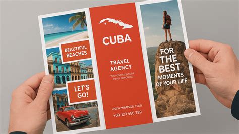 Modèle de brochure touristique pour une destination balnéaire créée avec Canva