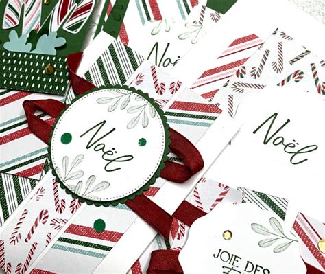 Collection de modèles de cartes de Noël avec des décors festifs