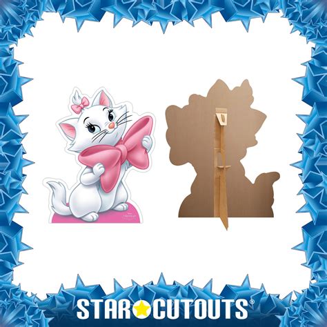 Figurine en carton du personnage de Marie des Aristochats tenant un grand arc rose.