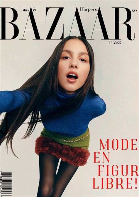 Exemple de couverture de magazine avec un point focal fort et une typographie audacieuse