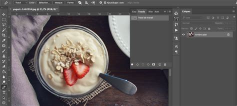 Exemple de tracé précis réalisé avec l'outil Plume sur Photoshop