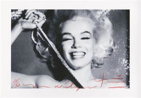 Photographie intime de Marilyn Monroe, potentiellement issue de la séance de Bert Stern, mettant en avant son expression naturelle.