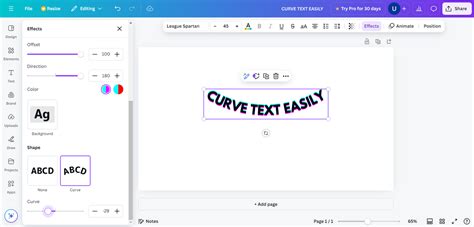 Exemple de texte courbé dans Canva
