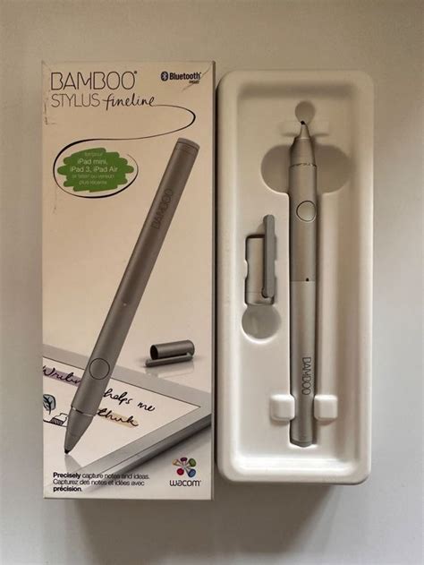 Photo du stylet Wacom Bamboo Tip de couleur violette