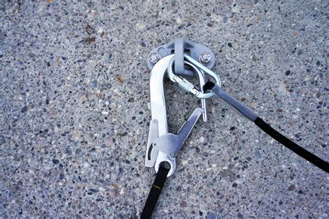 Utilisation de l'outil Sélection directe pour ajuster les points d'ancrage d'une forme vectorielle