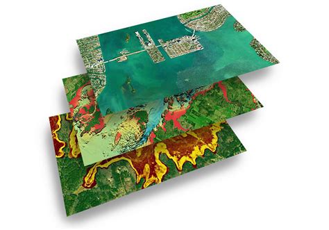 Schéma illustrant la superposition de trois cartes transparentes pour former une œuvre d'art